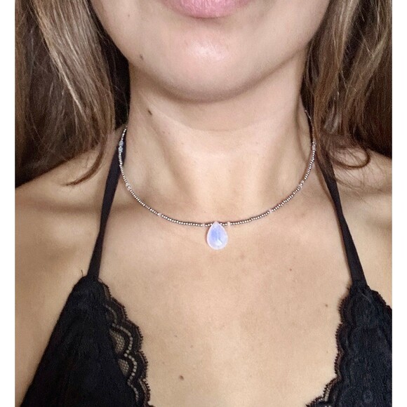 Moonstone Pendant Necklace Gold Silver Crystal Necklace Handmade Gift Jewelry - Picture 4 of 5